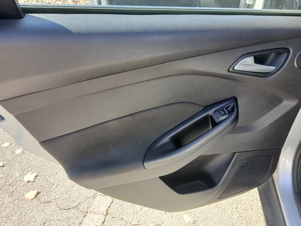 2014 Ford Focus 3rd Gen - Image 11 of 19