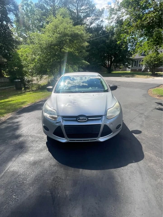 2014 Ford Focus 3rd Gen - Image 2 of 8