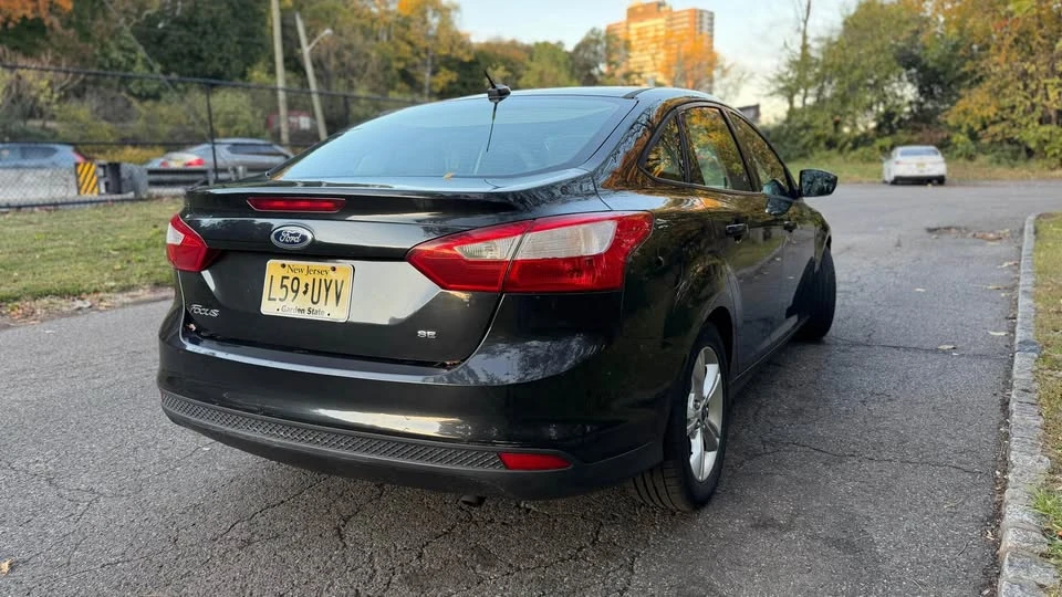 2014 Ford Focus 3rd Gen - Image 5 of 9