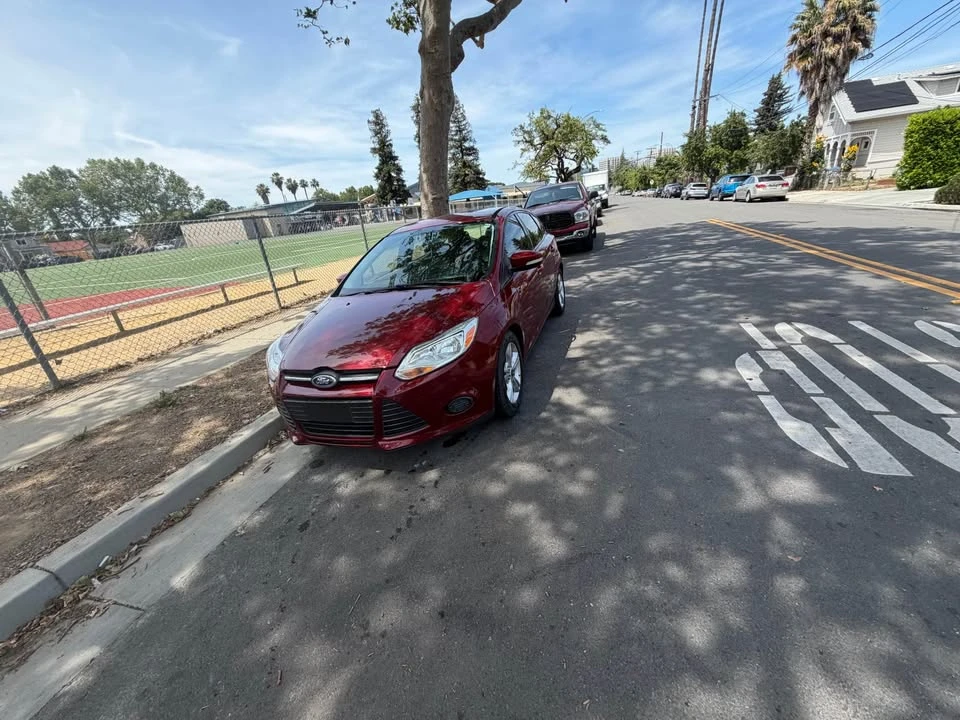 2014 Ford Focus 3rd Gen - Image 2 of 9
