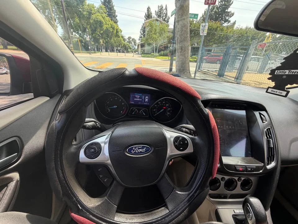 2014 Ford Focus 3rd Gen - Image 9 of 9
