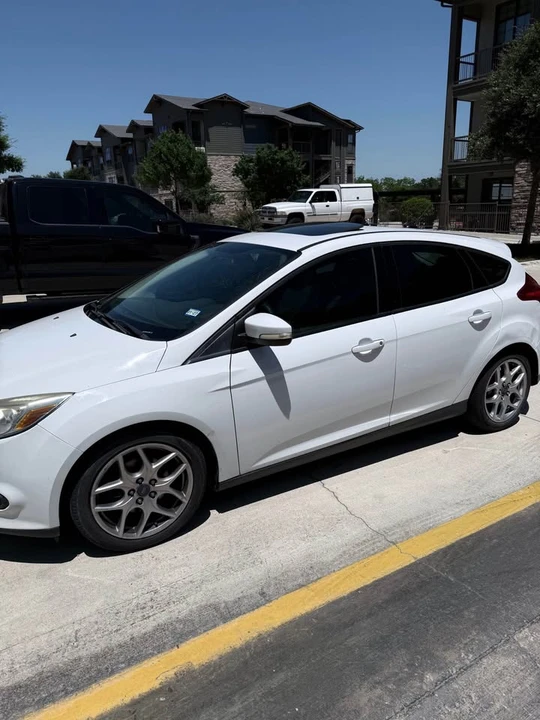 2014 Ford Focus 3rd Gen - Image 2 of 9