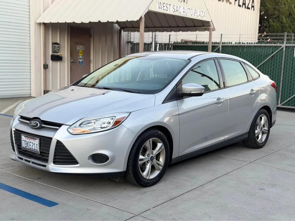 2014 Ford Focus 3rd Gen - Image 2 of 15