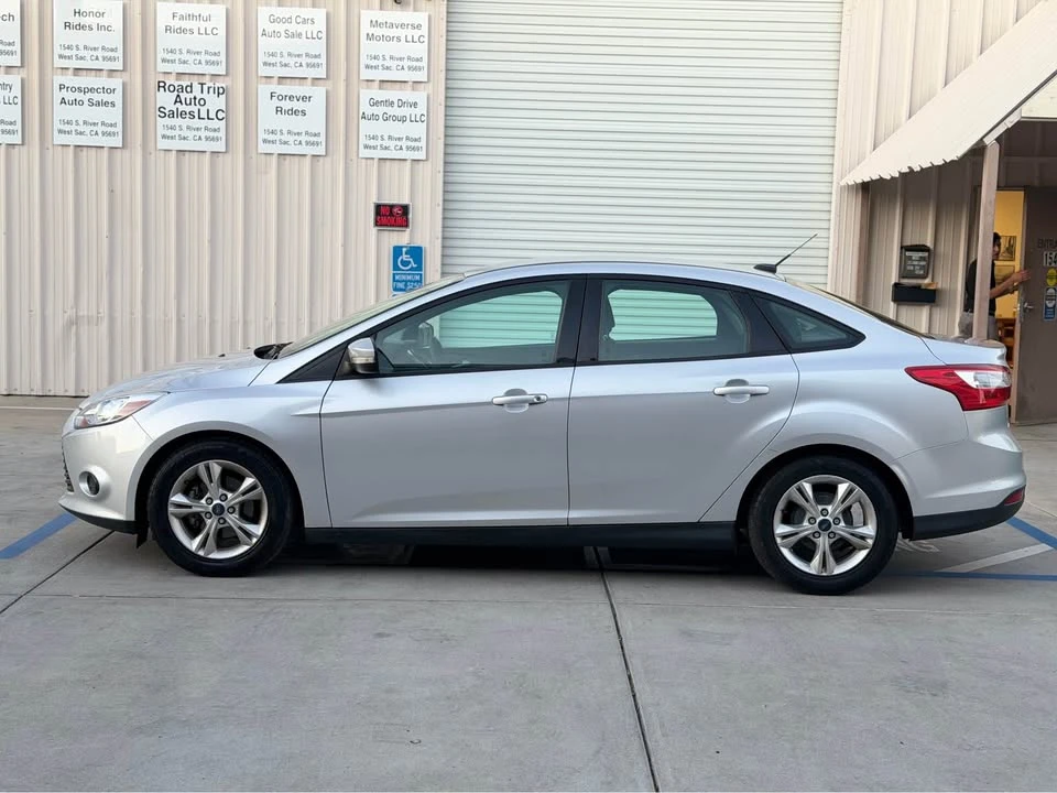 2014 Ford Focus 3rd Gen - Image 9 of 15