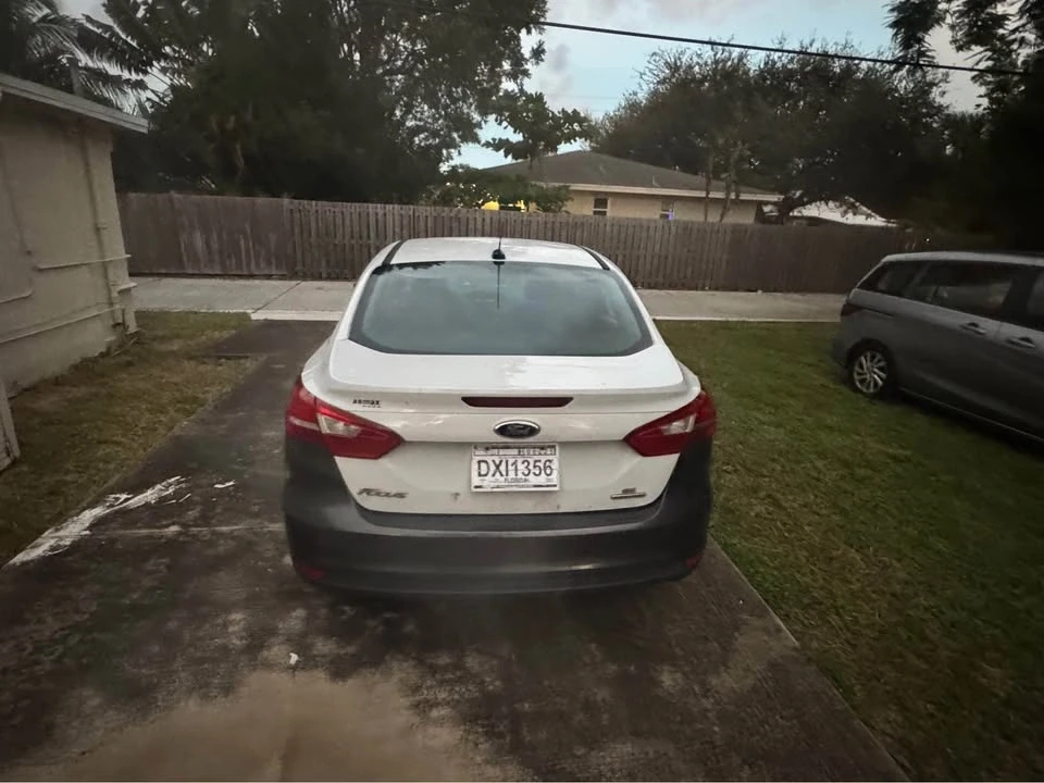 2014 Ford Focus 3rd Gen - Image 3 of 9