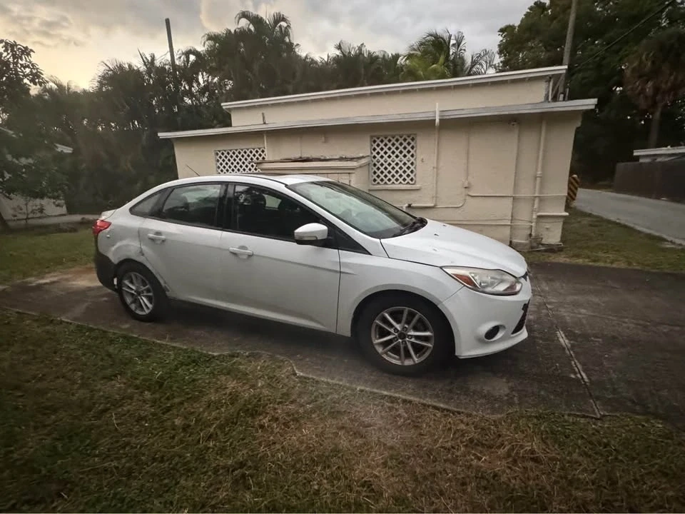 2014 Ford Focus 3rd Gen - Image 2 of 9