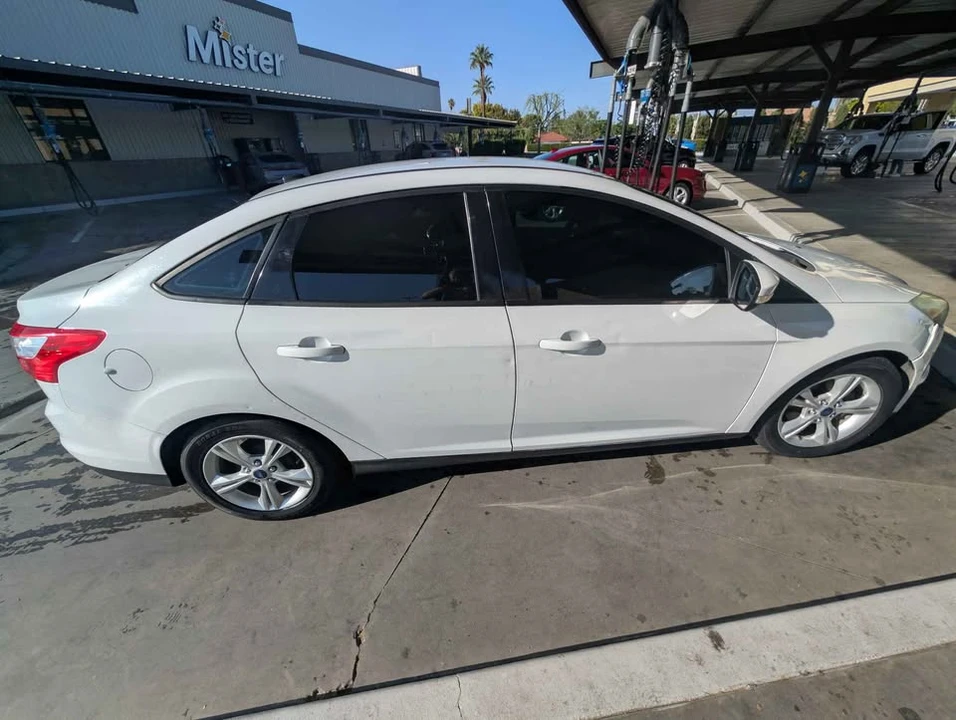 2014 Ford Focus 3rd Gen - Image 2 of 10