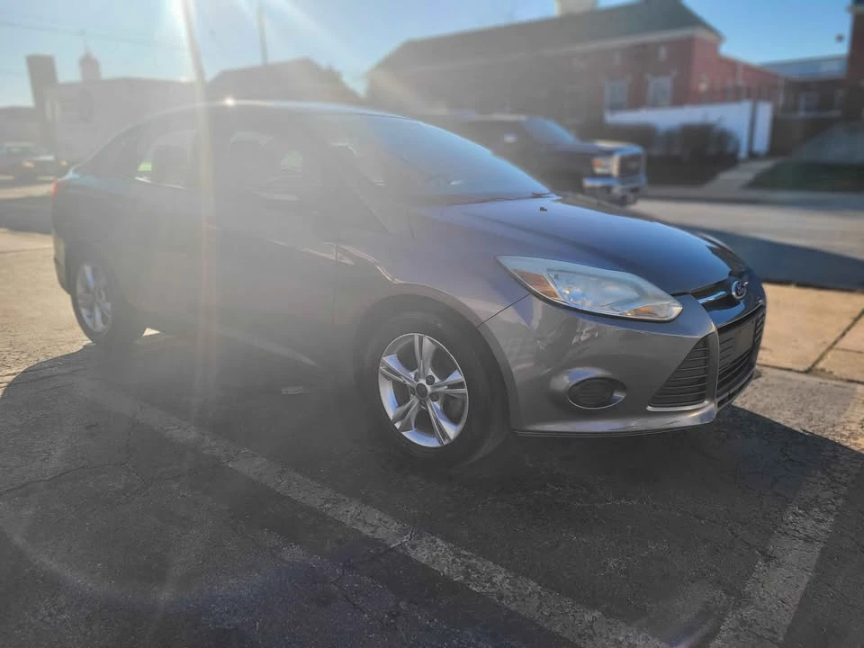 2014 Ford Focus 3rd Gen - Image 2 of 8