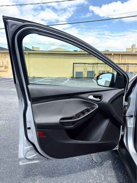2014 Ford Focus 3rd Gen - Image 8 of 12