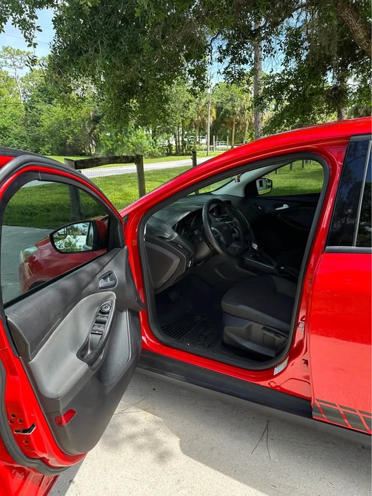 2014 Ford Focus 3rd Gen - Image 9 of 18