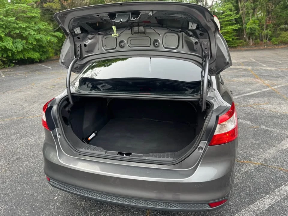 2014 Ford Focus 3rd Gen - Image 9 of 16