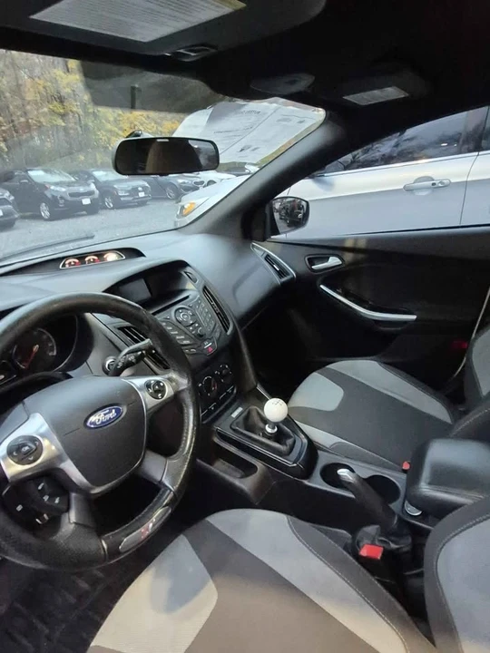 2014 Ford Focus ST 3rd Gen - Image 5 of 8