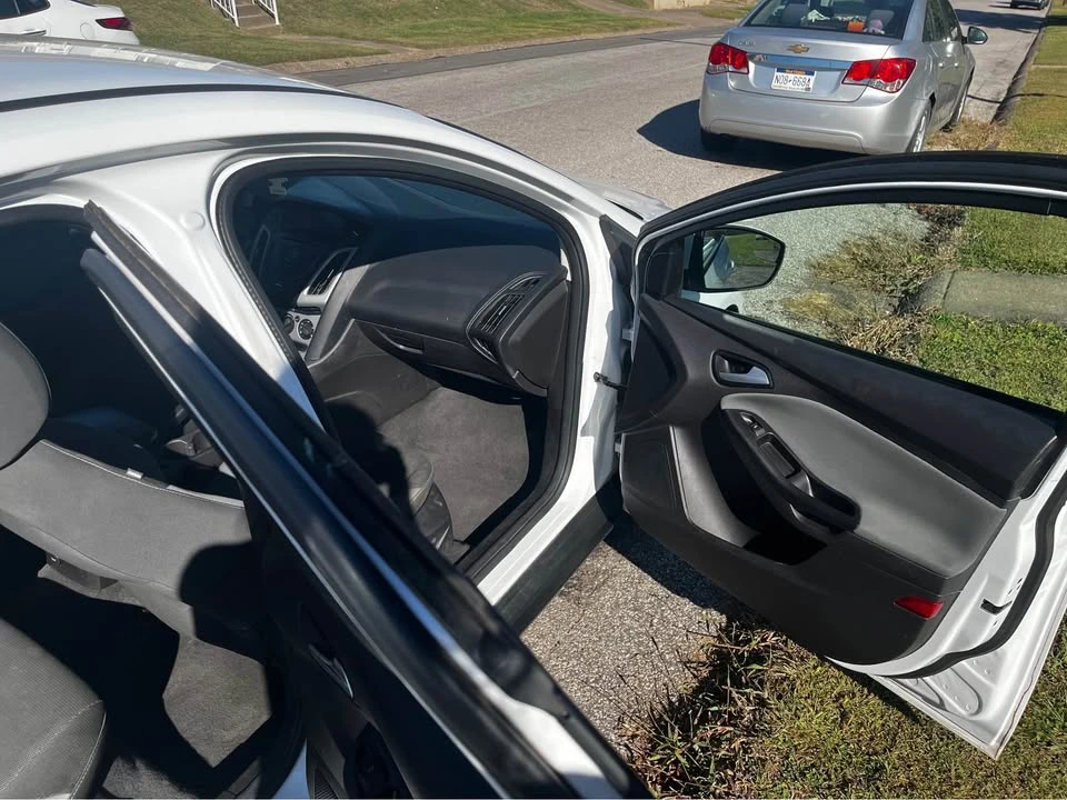 2014 Ford Focus 3rd Gen - Image 3 of 9