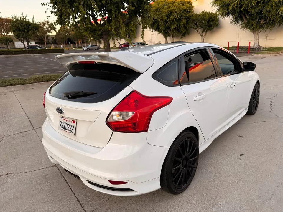 2014 Ford Focus ST 3rd Gen - Image 5 of 16