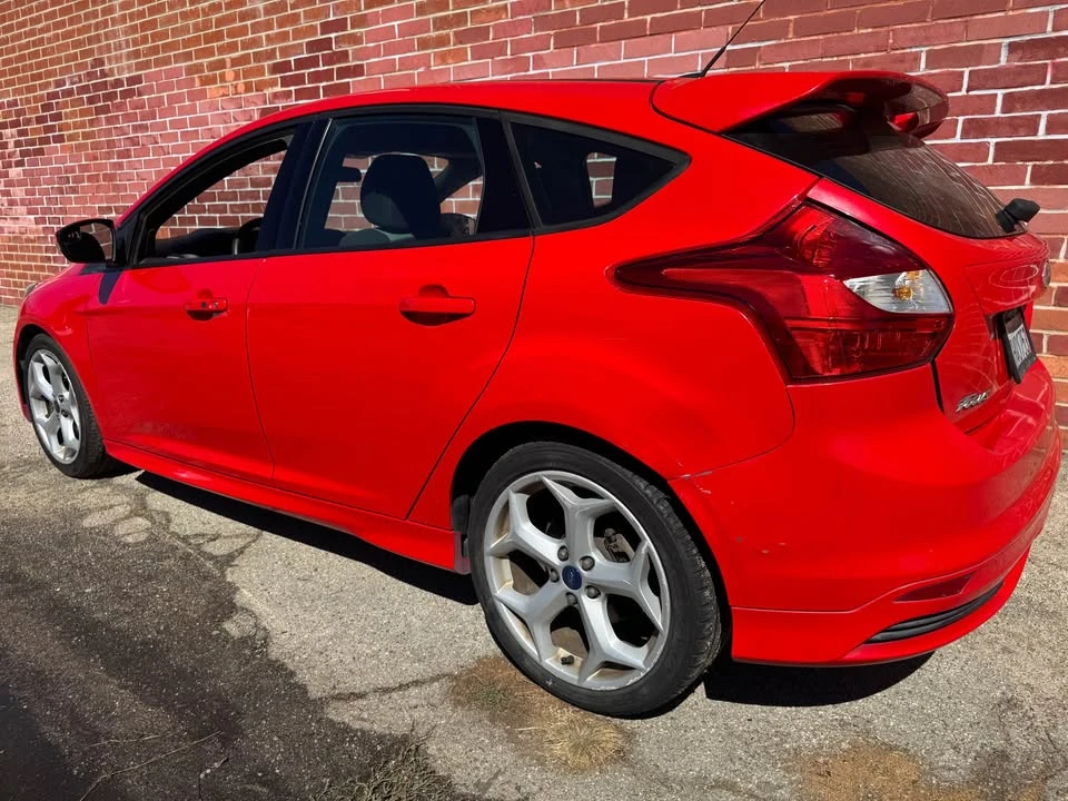 2014 Ford Focus 3rd Gen - Image 3 of 14