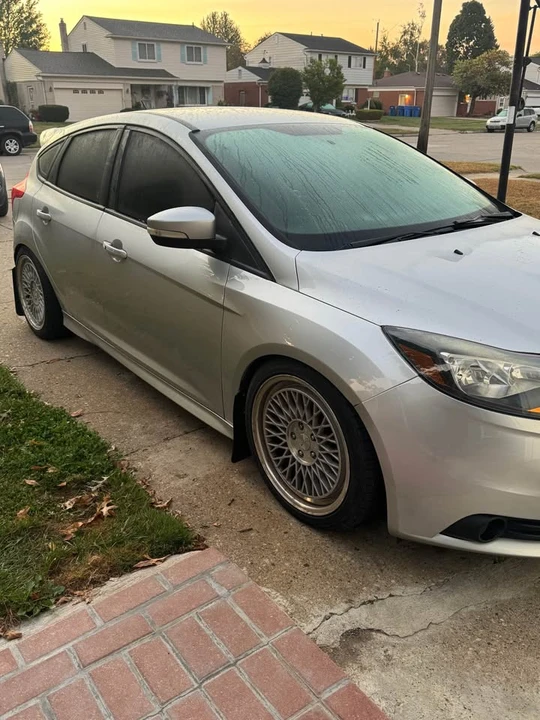 2014 Ford Focus 3rd Gen - Image 2 of 6