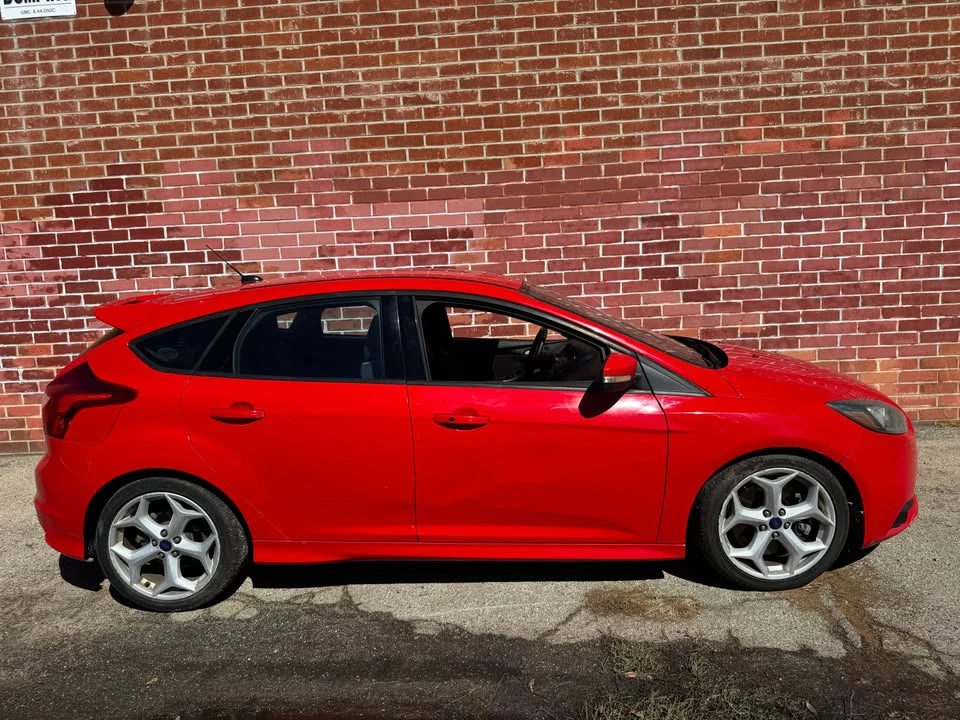 2014 Ford Focus 3rd Gen - Image 2 of 14
