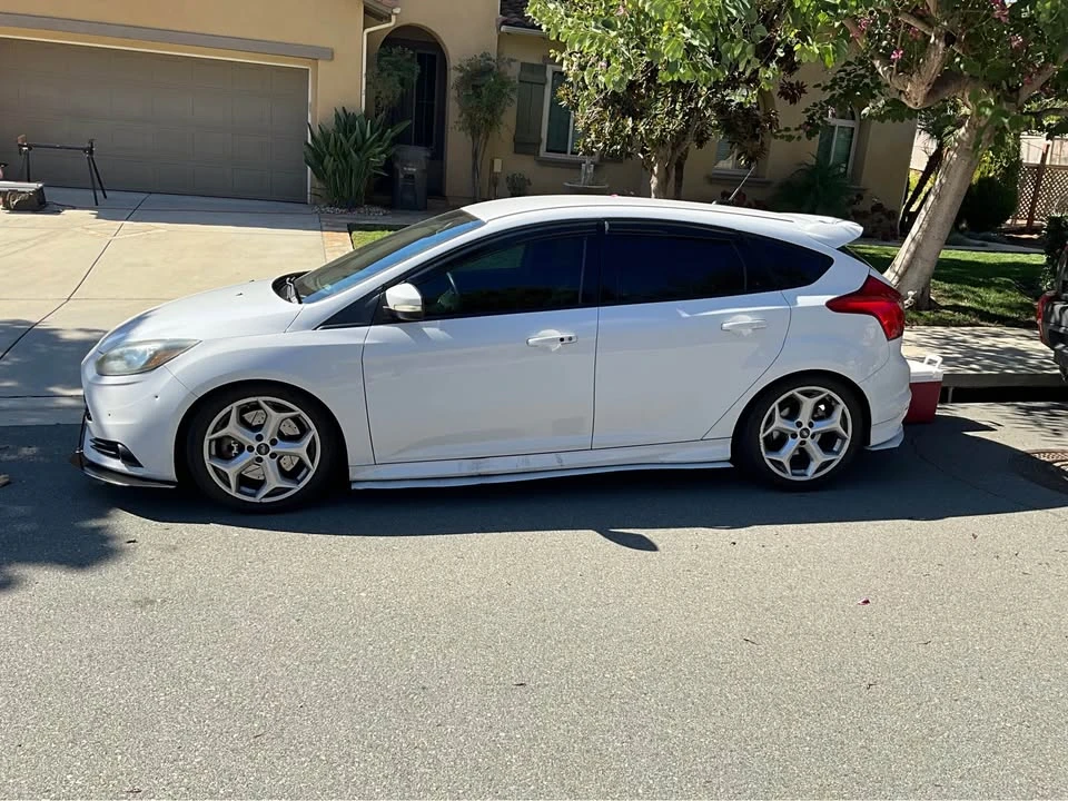 2014 Ford Focus ST 3rd Gen - Image 5 of 8