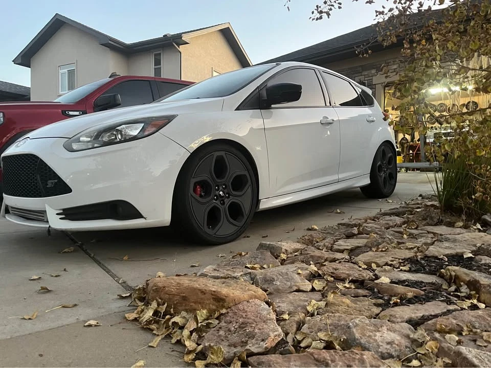 2014 Ford Focus 3rd Gen - Image 2 of 10