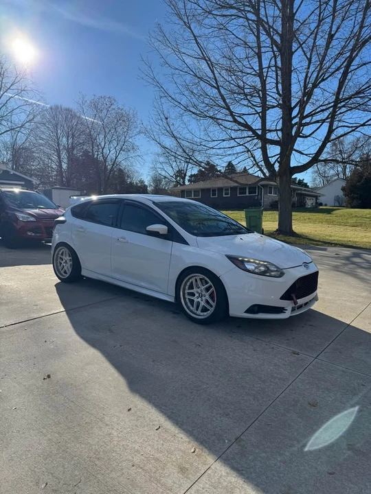 2014 Ford Focus 3rd Gen - Image 3 of 12
