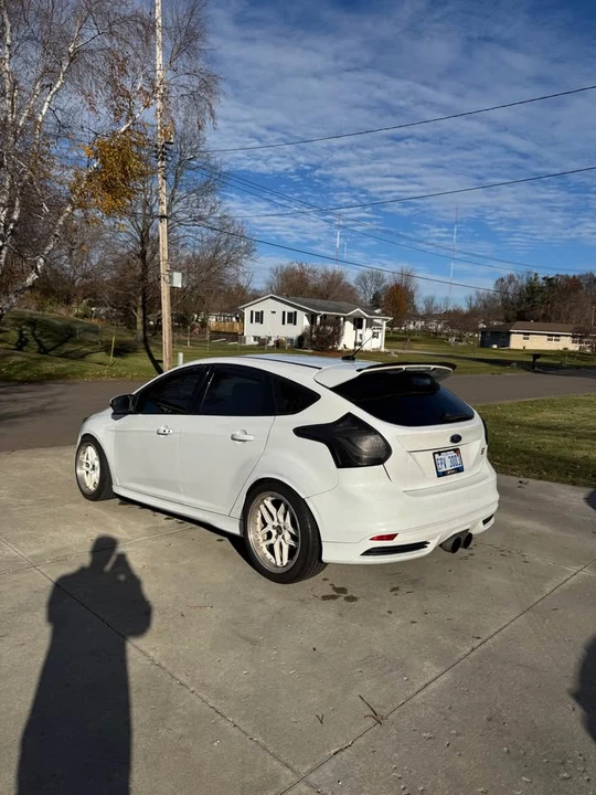 2014 Ford Focus 3rd Gen - Image 6 of 12