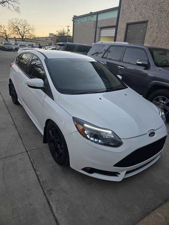 2014 Ford Focus 3rd Gen - Image 2 of 5