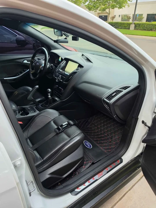2014 Ford Focus ST 3rd Gen - Image 5 of 11