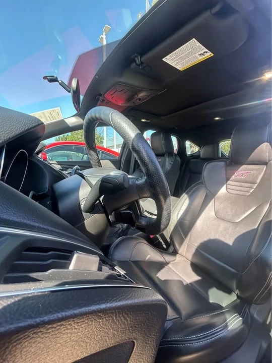 2014 Ford Focus ST 3rd Gen - Image 6 of 9