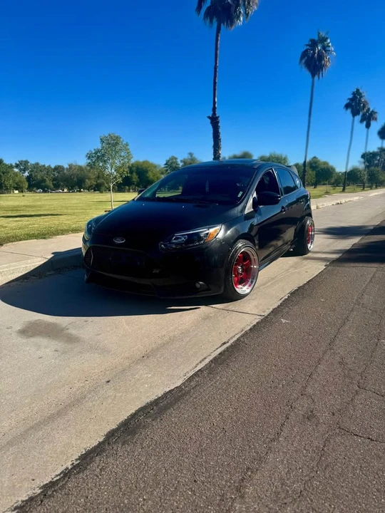 2014 Ford Focus 3rd Gen - Image 2 of 6