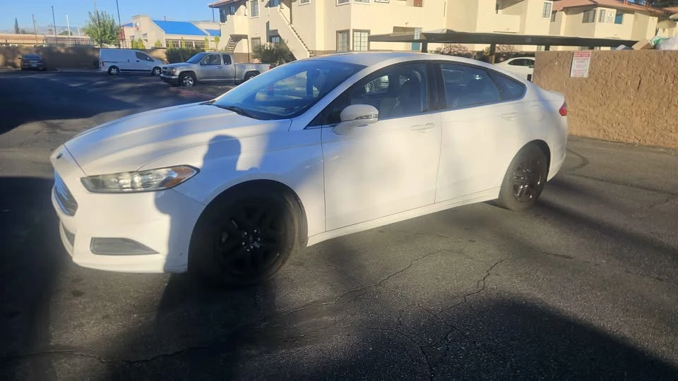 2014 Ford Fusion 2nd Gen - Image 5 of 5
