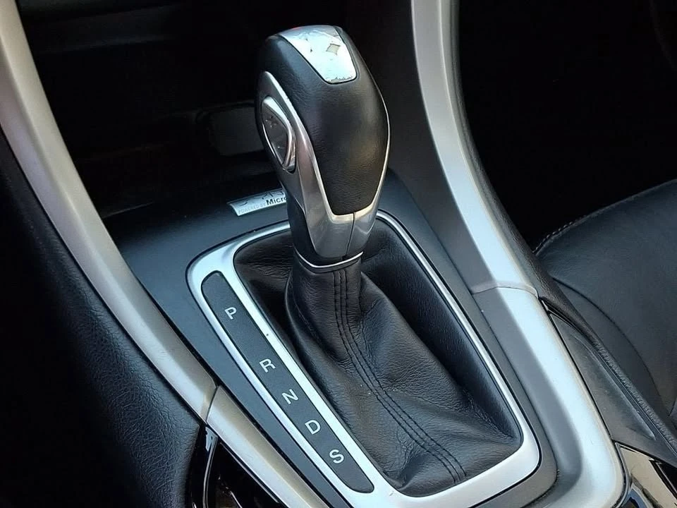 2014 Ford Fusion 2nd Gen - Image 15 of 20