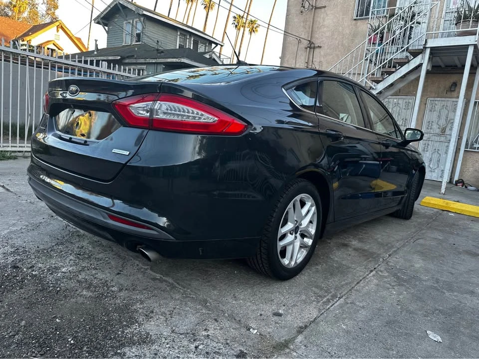 2014 Ford Fusion 2nd Gen - Image 2 of 11