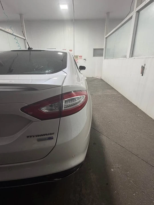 2014 Ford Fusion 2nd Gen - Image 5 of 11