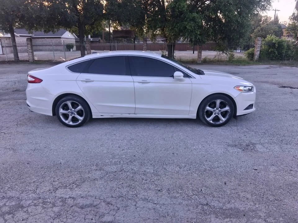 2014 Ford Fusion 2nd Gen - Image 6 of 7