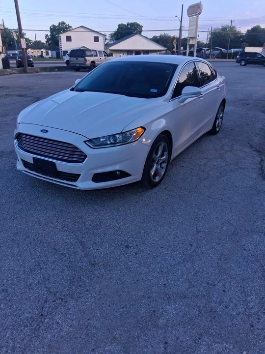 2014 Ford Fusion 2nd Gen - Image 7 of 7