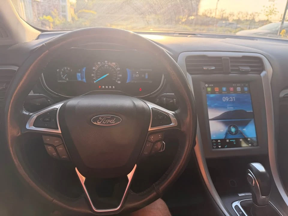 2014 Ford Fusion 2nd Gen - Image 11 of 14