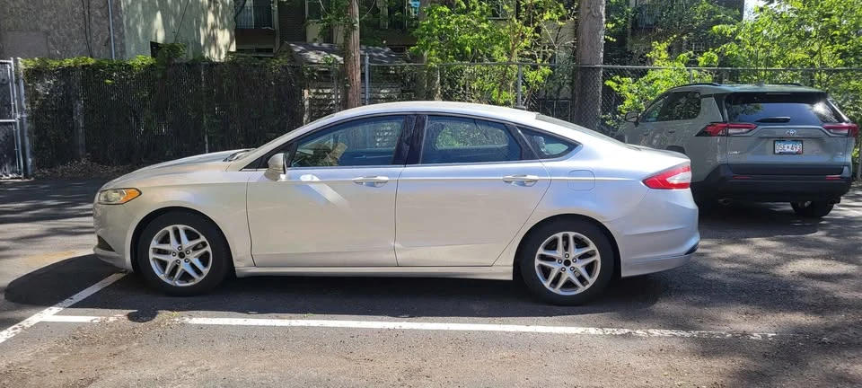 2014 Ford Fusion 2nd Gen - Image 4 of 12