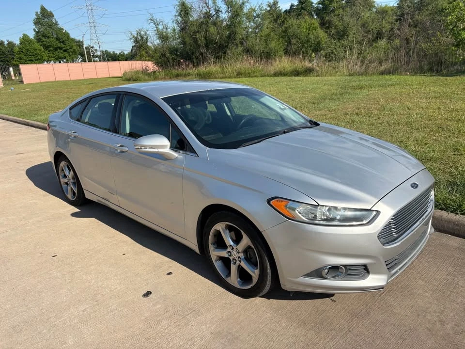 2014 Ford Fusion 2nd Gen - Image 2 of 7