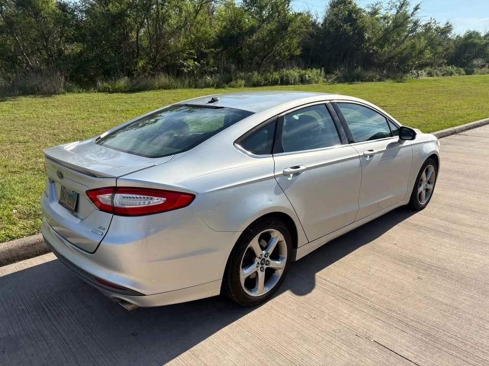 2014 Ford Fusion 2nd Gen - Image 4 of 7
