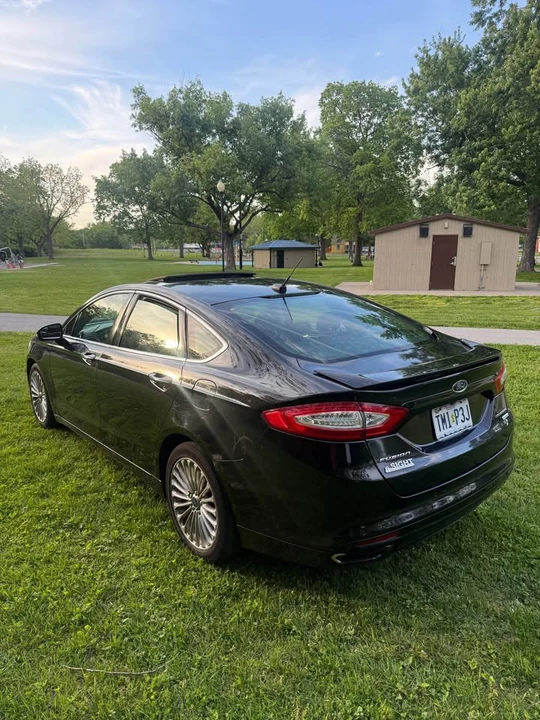2014 Ford Fusion 2nd Gen - Image 4 of 11