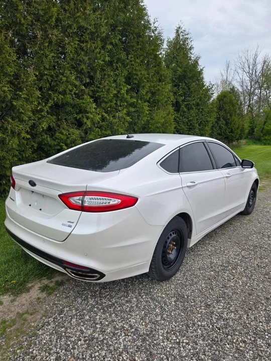 2014 Ford Fusion 2nd Gen - Image 4 of 14