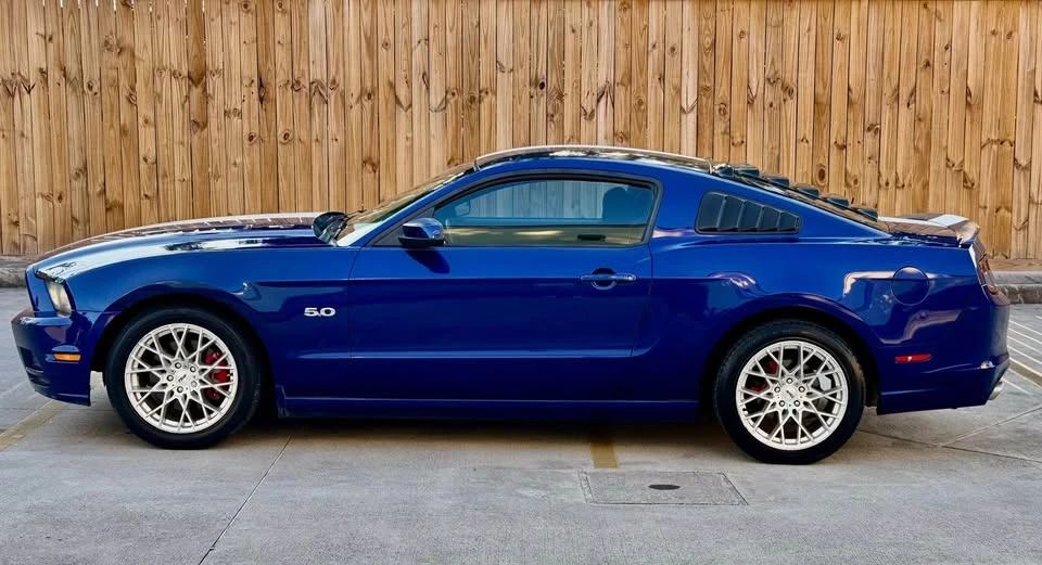 2014 Ford S197 Mustang - Image 7 of 16