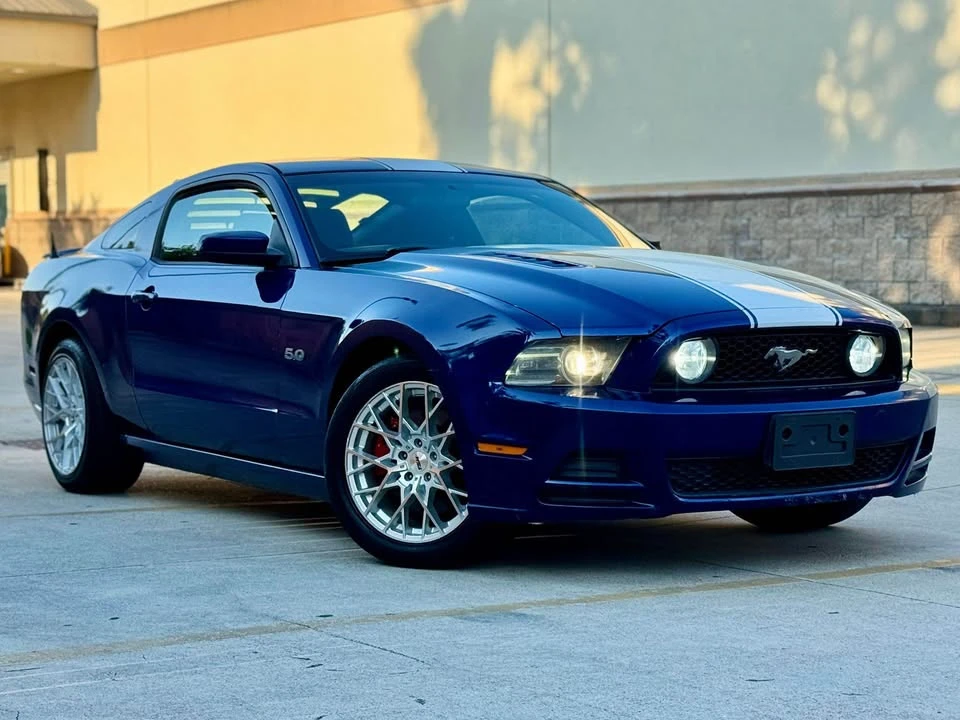 2014 Ford S197 Mustang - Image 2 of 16