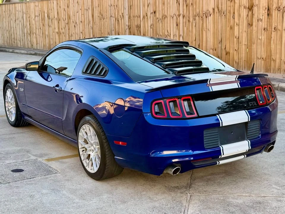 2014 Ford S197 Mustang - Image 8 of 16