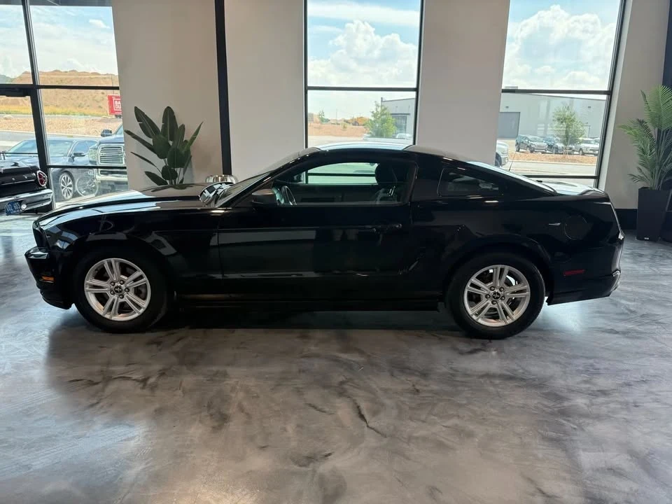 2014 Ford S197 Mustang - Image 2 of 20