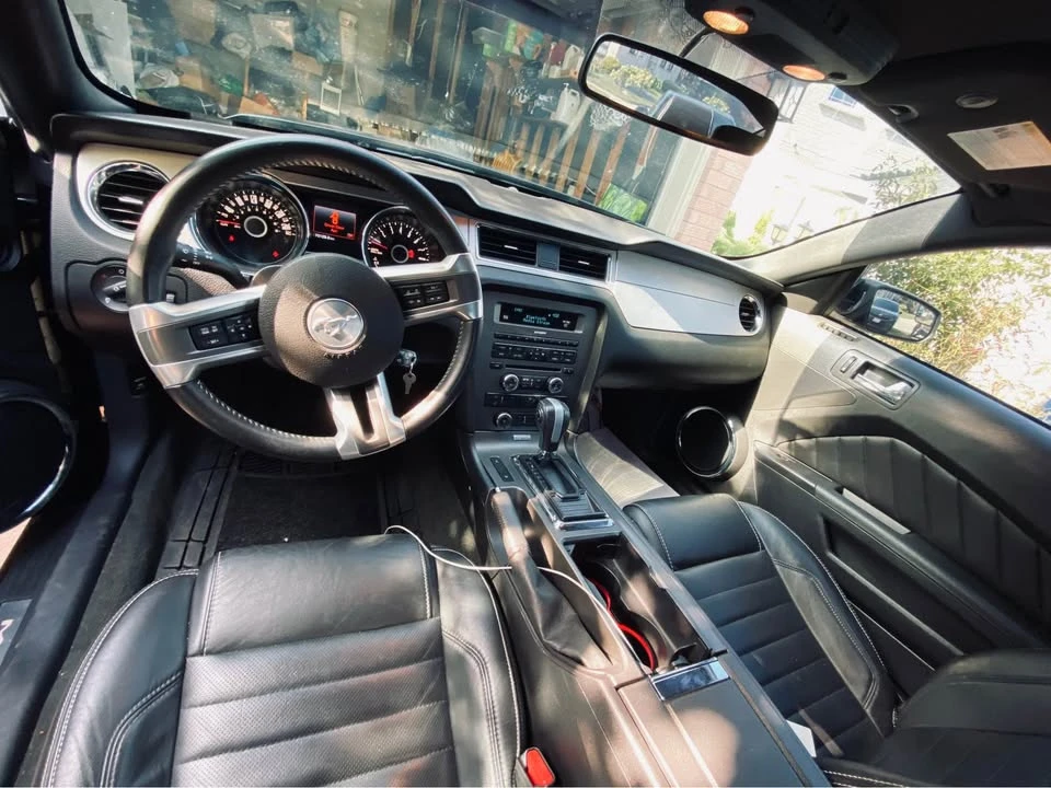 2014 Ford S197 Mustang - Image 5 of 6