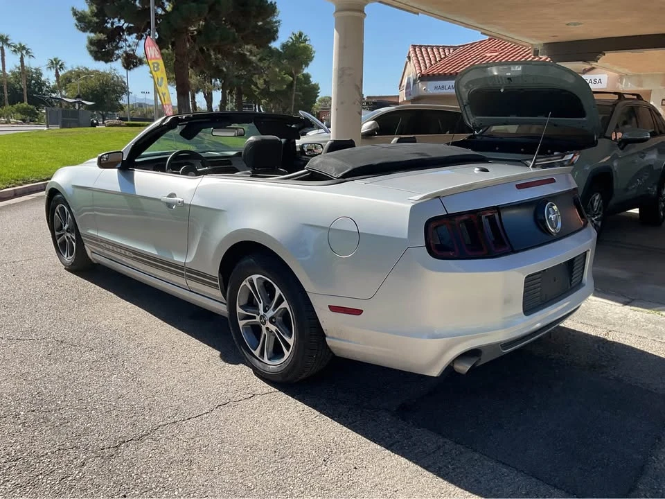 2014 Ford S197 Mustang - Image 3 of 5