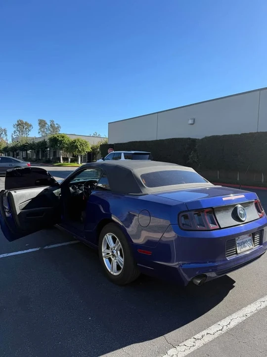 2014 Ford S197 Mustang - Image 6 of 9