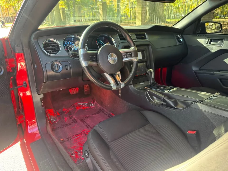 2014 Ford S197 Mustang - Image 8 of 10