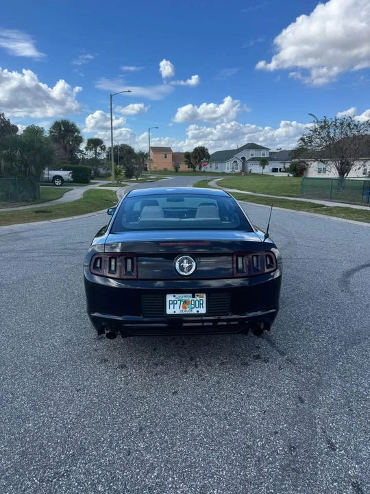 2014 Ford S197 Mustang - Image 2 of 5